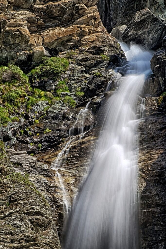 waterfall, flowing water, mountain-7330044.jpg